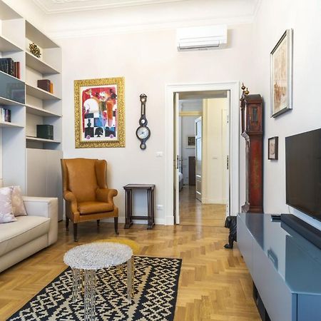 Easylife - Comoda Residenza Con Terrazzino Abitabile In Zona Sant Ambrogio Milão Exterior foto